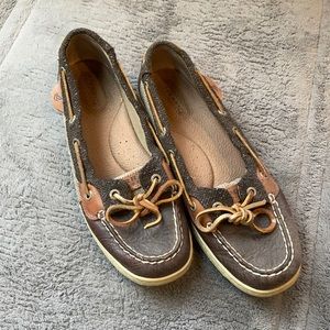 Sperry boat shoes